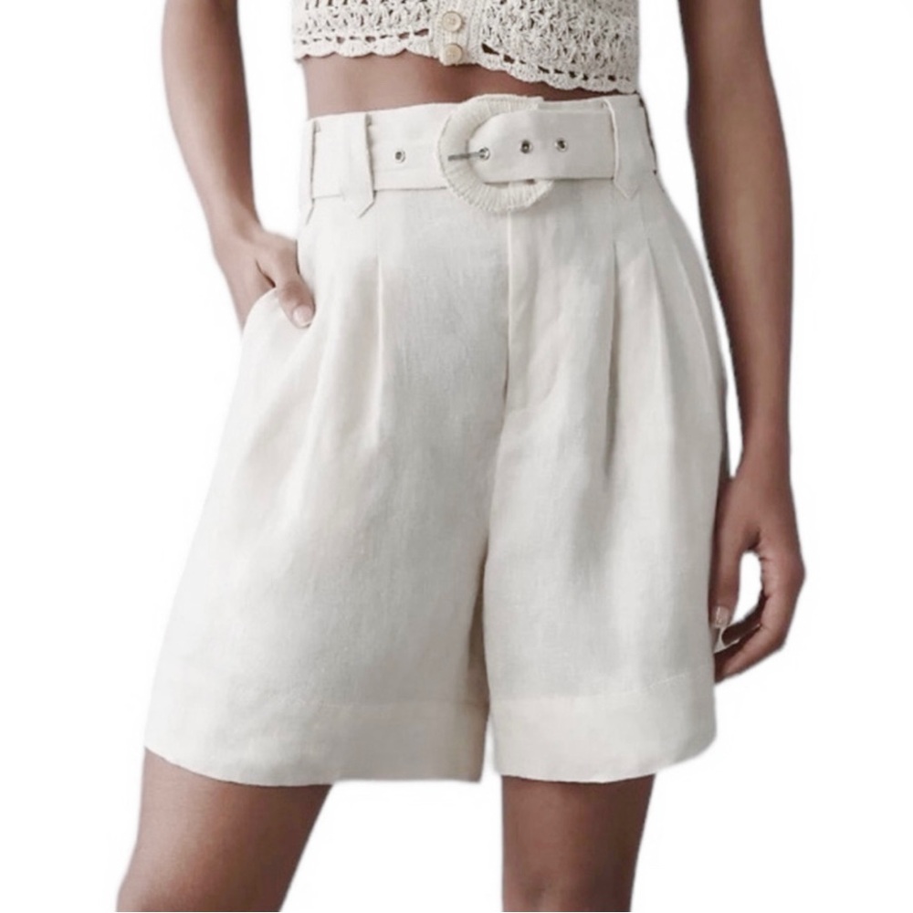 FARM RIO WHITE TAILORED LINEN SHORTS